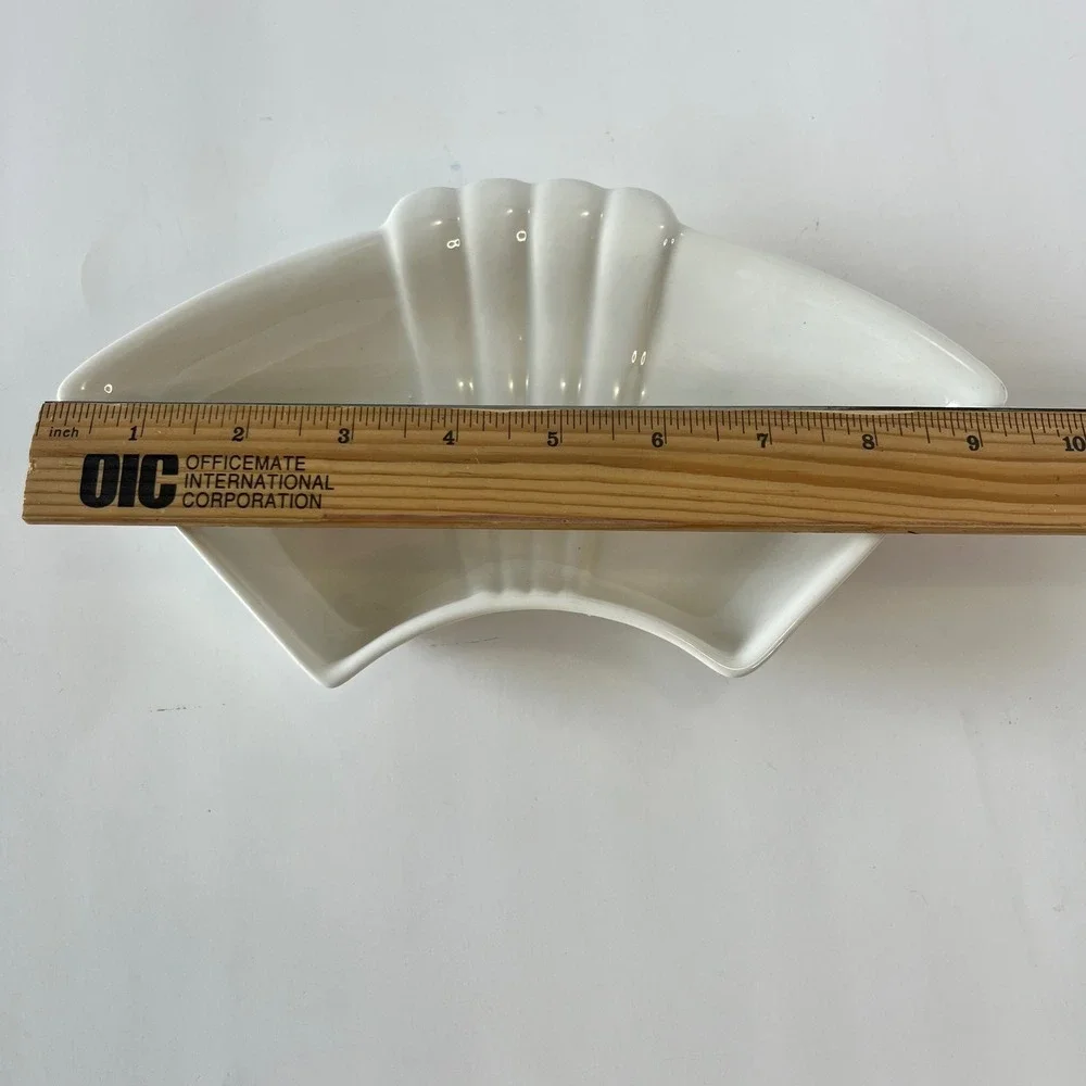 Vintage California Pottery White Fan Shaped Serving‎ Dish Art Deco CALIF USA L61